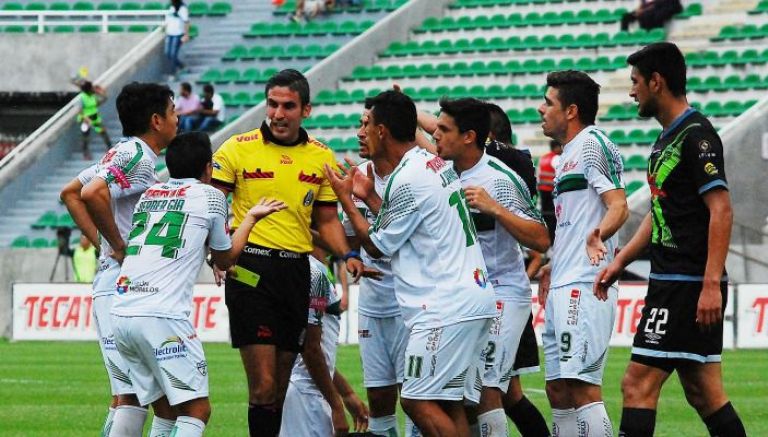 Árbitros anulan gol al Zacatepec tras recibir orden externa