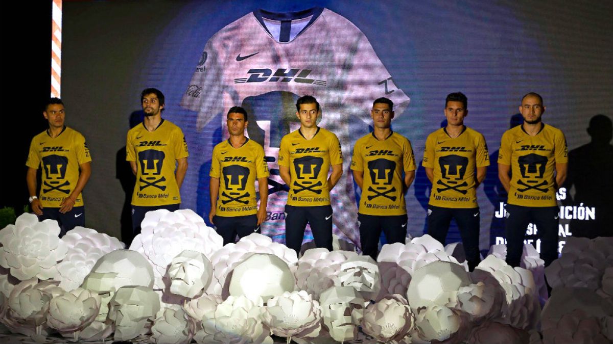 Playera de pumas discount dia de muertos