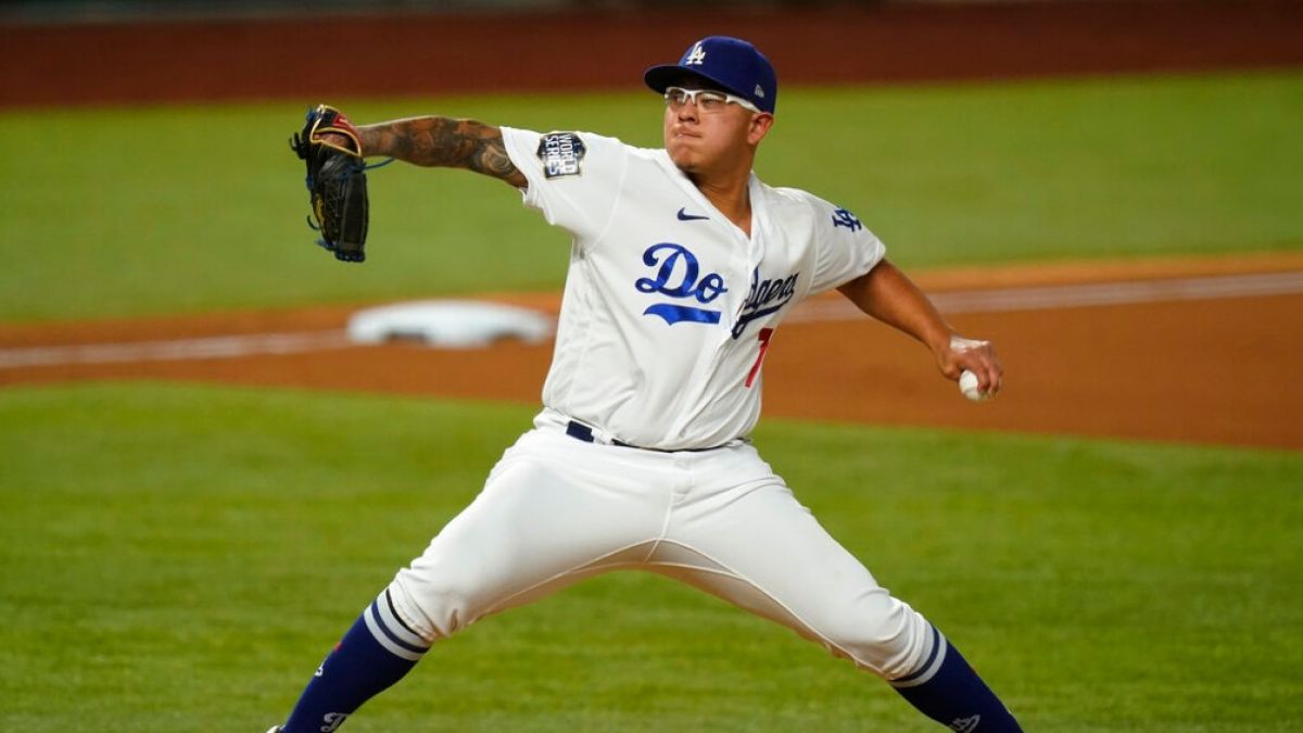 Julio Urías superó al Toro Valenzuela e impuso un nuevo récord en  postemporada de la MLB - Infobae