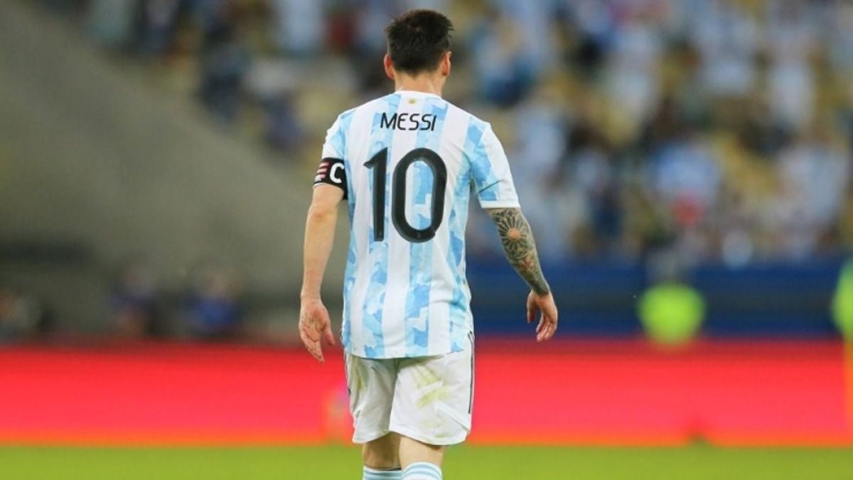 Cuánto cuesta la playera que usó Lionel Messi en su llegada a