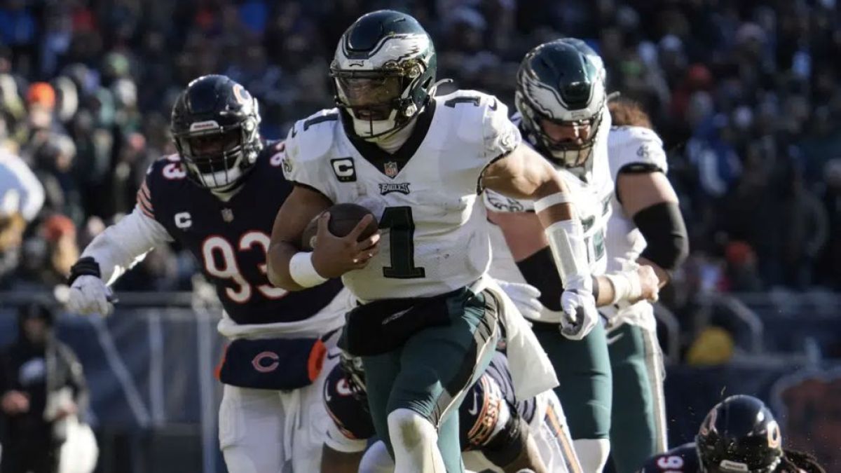 Jalen Hurts no será el mariscal de los Eagles ante Cowboys para el