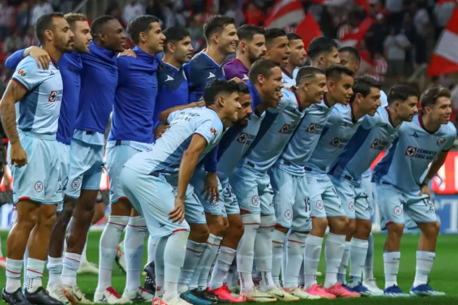 MEXSPORT Cruz Azul perdió de último minuto ante Chivas