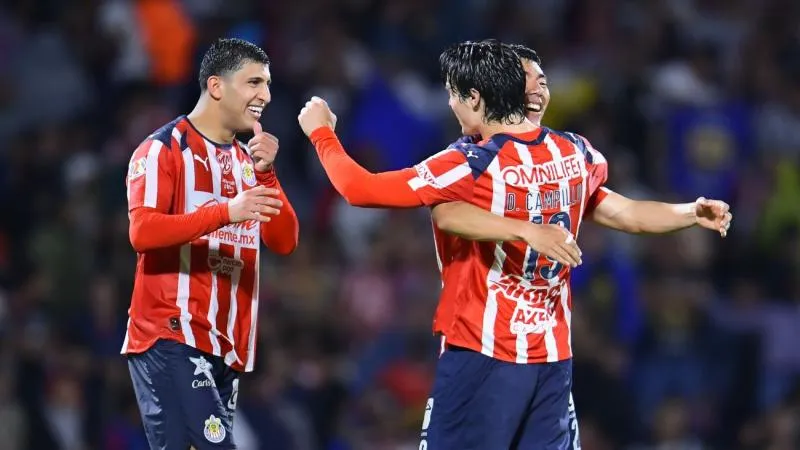 Chivas venció a Pumas en el Olímpico Universitario | MEXSPORT