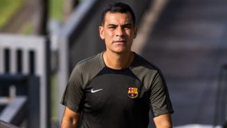 Salida de Rafa Márquez al Tri genera molestias a directiva del Barcelona