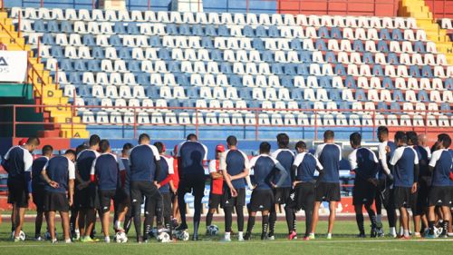 Futbolistas del Atlante durante la práctica del día