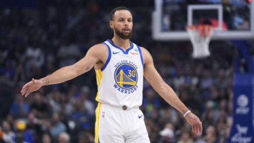 Stephen Curry pacta extensión de 63 millones de dólares con Warriors hasta 2026-27