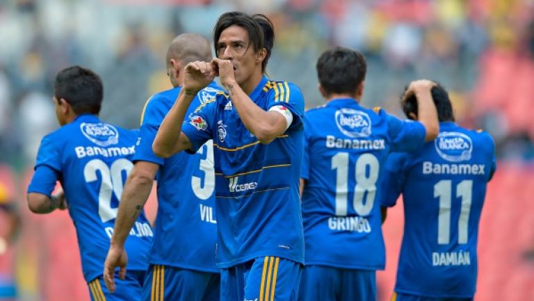 Lucas Lobos ve a Tigres en la 'Fiesta Grande'