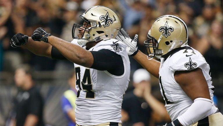 Cameron Jordan festeja el triunfo contra Atlanta