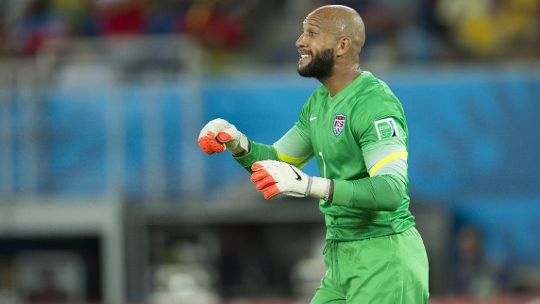 Tim Howard, durante juego de Estados Unidos 