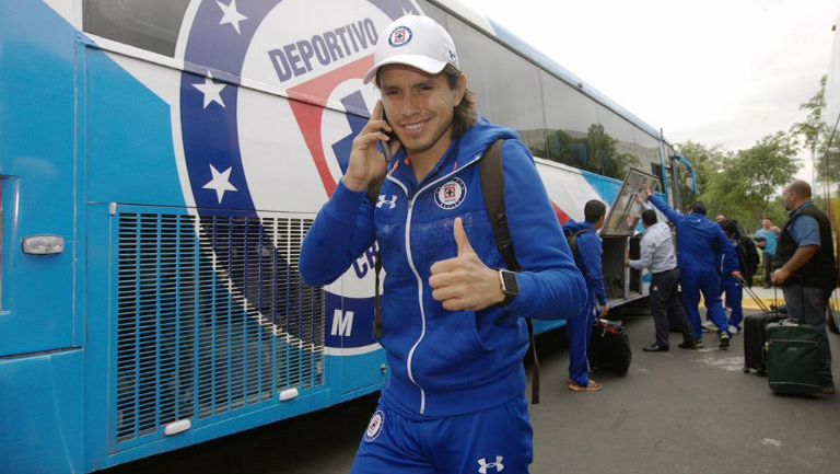 Gerardo Flores, parte rumbo a León para enfrentar la Copa MX