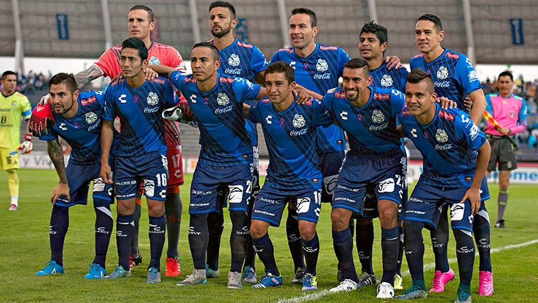 El equipo inicial del Puebla contra Jaguares