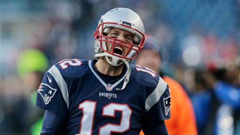 Tom Brady, enojado por el desemepño de su equipo