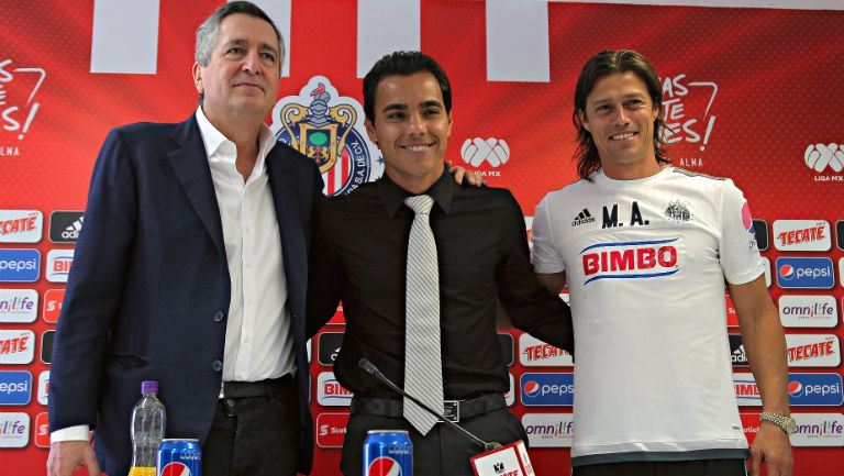 Vergara, Bravo y Almeyda en conferencia de prensa