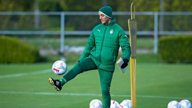 Zubeldía, en el entrenamiento previo al inicio del Clausura 2016