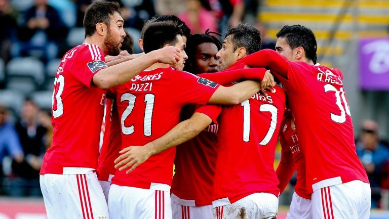 Jugadores del Benfica celebrando el triunfo