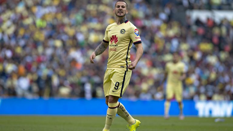 Benedetto en el duelo contra Pachuca