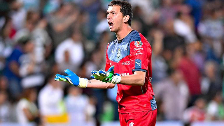 Marchesín grita durante el partido de Vuelta contra Galaxy