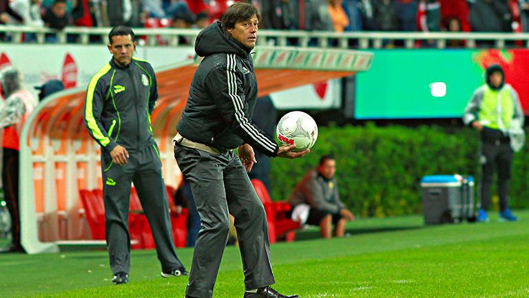 Matías Almeyda durante el partido de Copa contra Dorados 