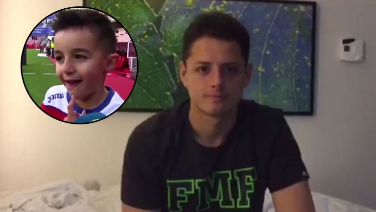 Chicharito y Oliver Barral intercambian saludos