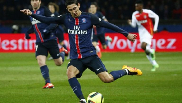 Ángel Di María durante el duelo PSG vs Mónaco 