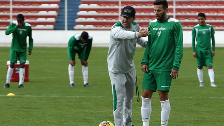 Jugadores de Bolivia durante un entrenamiento