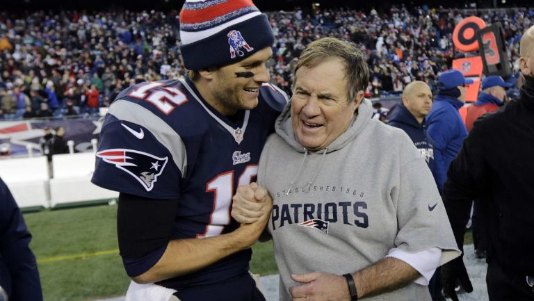 Brady y Belichick festejan una victoria de los Pats