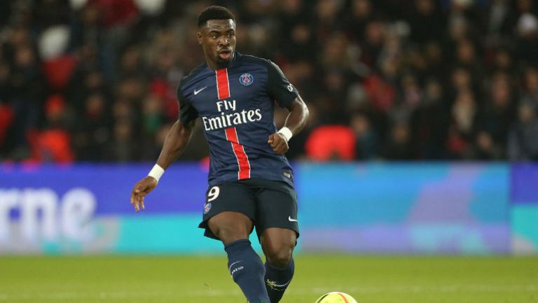 Serge Aurier disputa partido de UCL