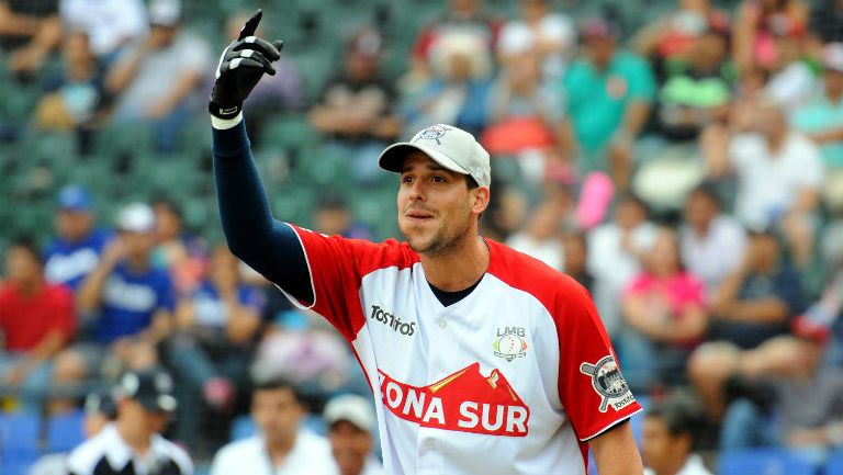 Liddi durante el HR Derby en Monterrey