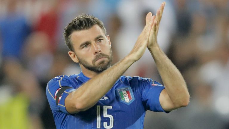 Andrea Barzagli agradece a la afición apoyo contra Alemania