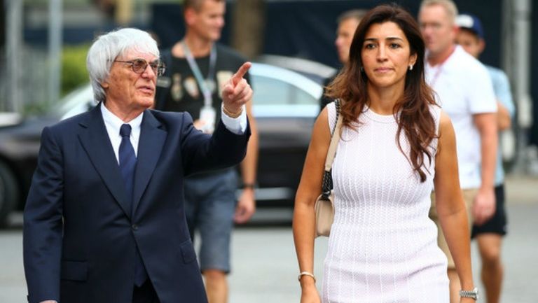 Ecclestone junto a Fabiana su esposa 