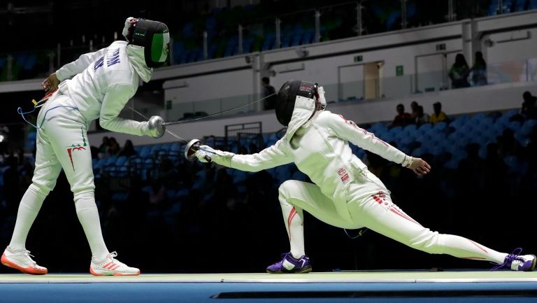 Alejandra Terán enfrenta a Sato en Esgrima Individual