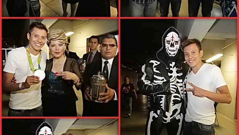 Germán Sánchez junto a Marisela Peña y La Parka en el backstage de Triplemanía