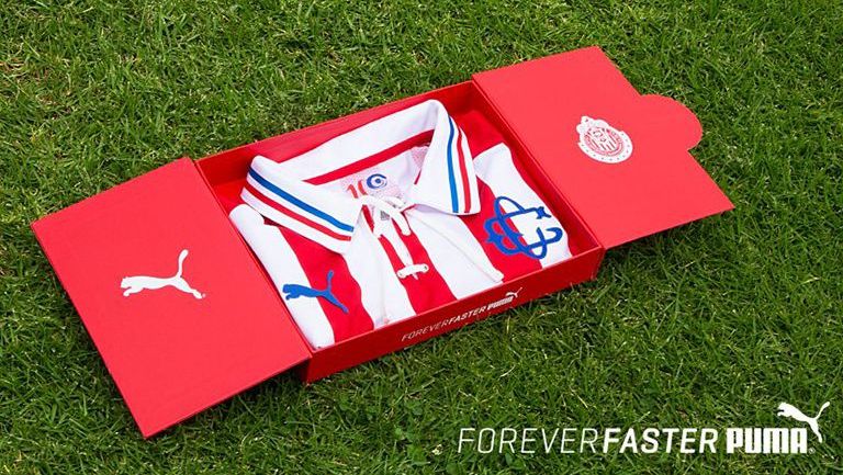 Jersey conmemorativo de los 110 años de Chivas