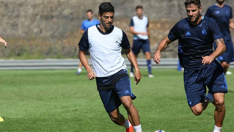 Vela durante un entrenamiento con la Real Sociedad