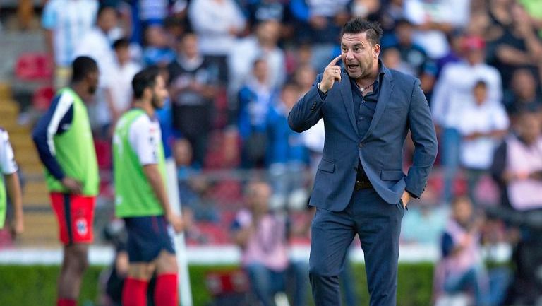 Antonio Mohamed, durante el encuentro entre Rayados y Gallos en el Estadio Corregidora