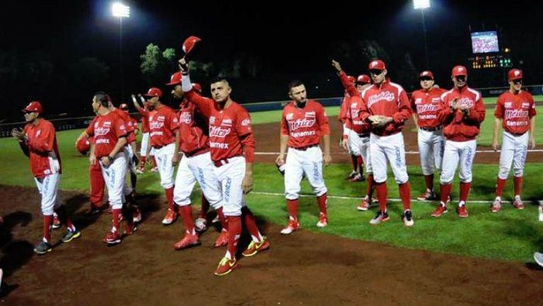 Jugadores de los Diablos agradecen a la tribuna