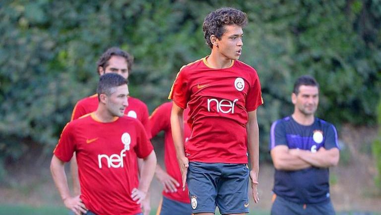 Kapi durante un entrenamiento con el Galatasaray