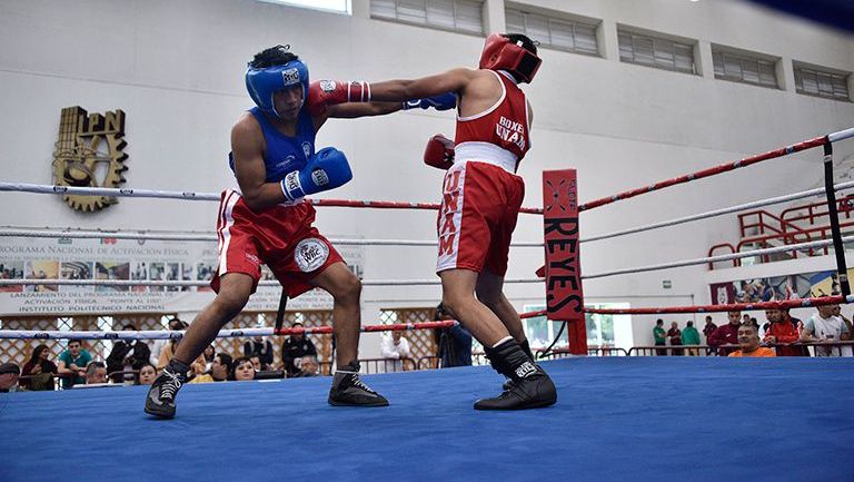 Una de las peleas que iniciaron el Campeonato Universitario