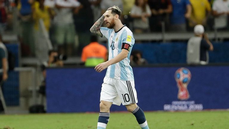 Lionel Messi durante el partido eliminatorio frente a Brasil