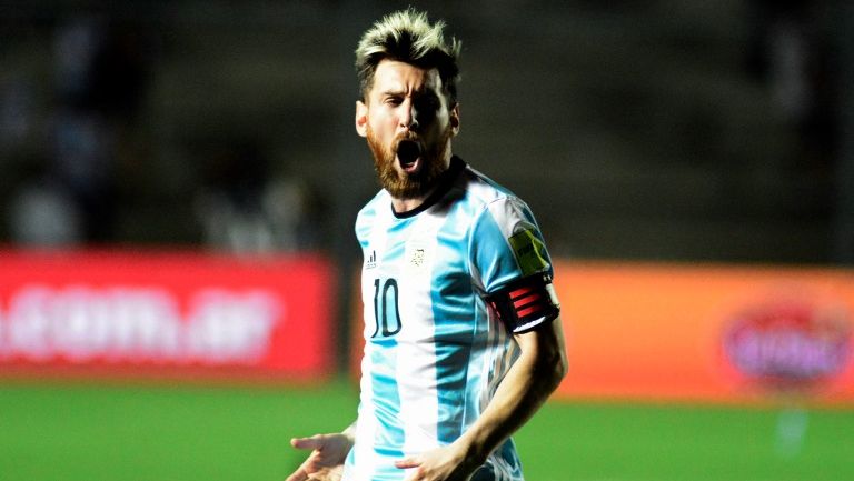 Messi celebra un gol con la selección de Argentina durante las eliminatorias de Conmebol