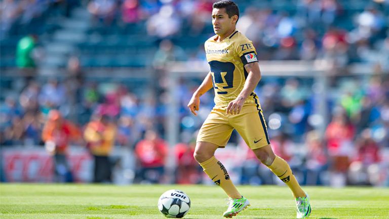 Luis Fuentes en juego de la Liga MX