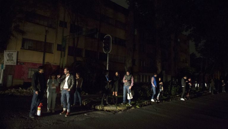 El sismo que sacudió a la CDMX dejó sin electricidad a algunas colonias