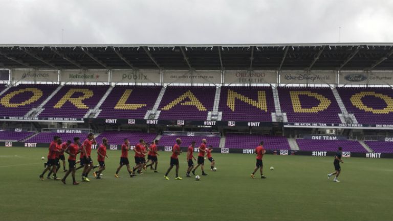 La Selección de Estados Unidos entena en la cancha de Orlando