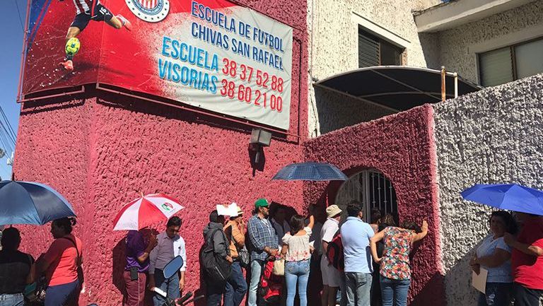 Me quitaron mi vida: Afectada por cierre de Chivas San Rafael