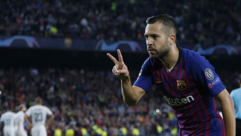 Jordi Alba festeja gol con Barcelona