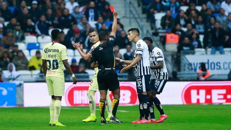 fernando guerrero y var desatan polemica en el rayados vs america record fernando guerrero y var desatan