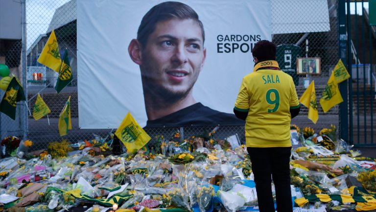 Afición del Nantes rinde homenajes a Sala 