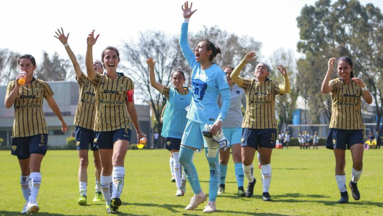 Pumas celebra su triunfo frente al América