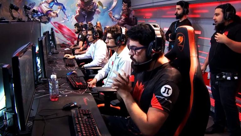 Infinity Esports, en selección y bloqueo de campeones