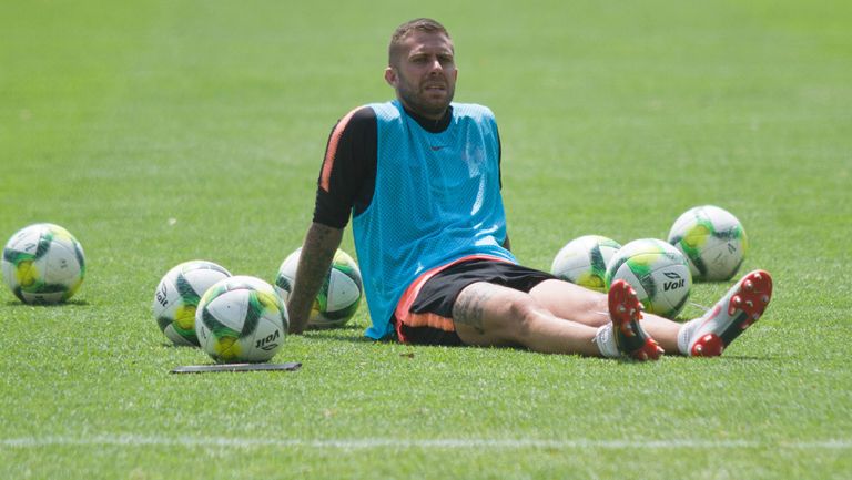 Ménez, durante un entrenamiento en Coapa